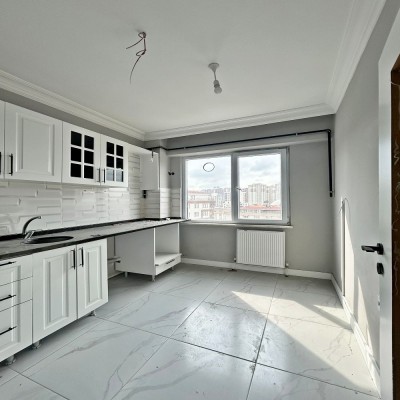 ESENYURT AKEVLER MAH. SIFIR PROJEDE 2+1 SATILIK DA�RE FIRSATI !!